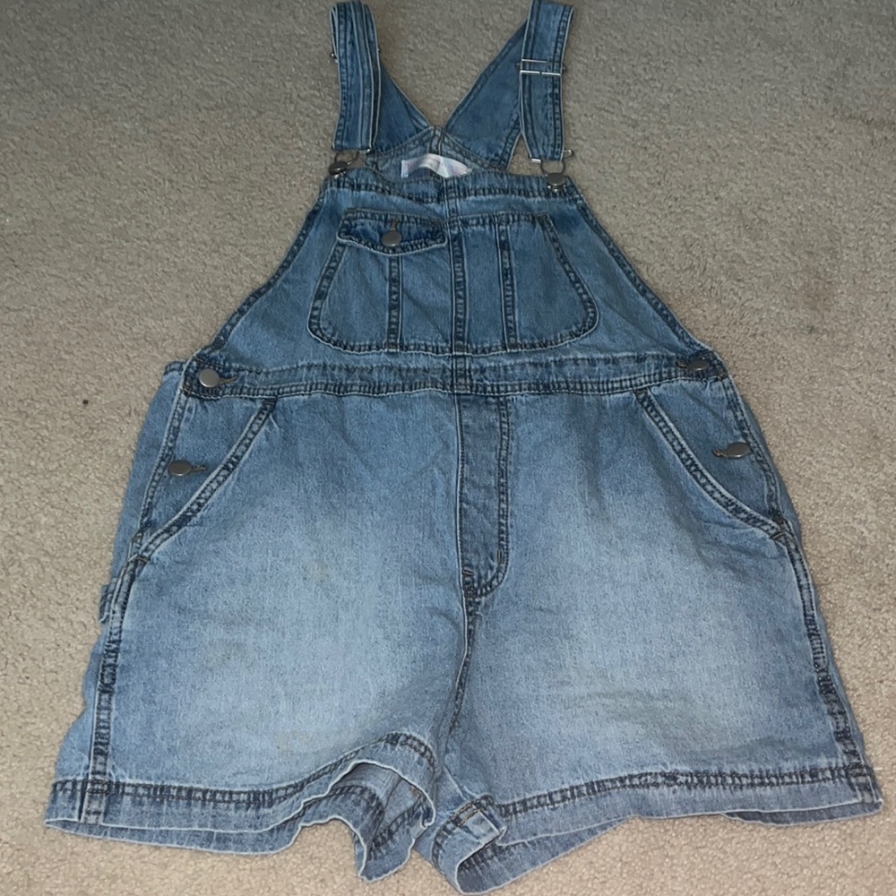 oversized overalls